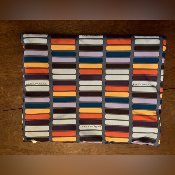 Le Sportsac Weekend or Gym Bag with Small pouch - Picture 9 of 9